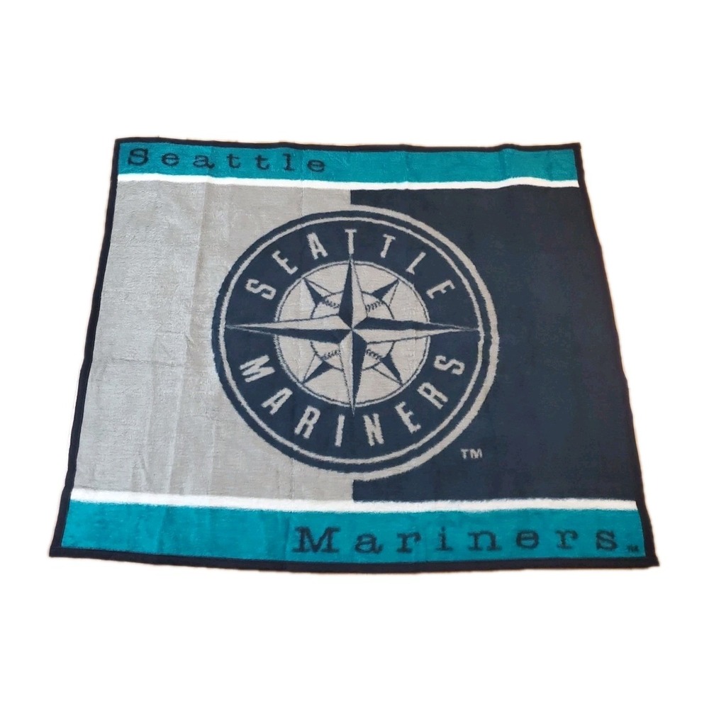 Seattle Mariners Team Logo Throw Blanket - Teal, Navy & Gray